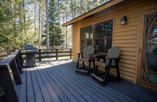 Traditional Cabin - Family Headquarter - 2 Bed Cabin - Fast Wi-Fi CB09 - Foto 13