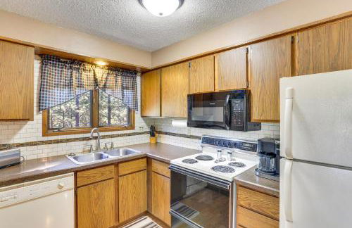 Cozy Black Hills Nature Retreat with Private Deck! - Foto 14