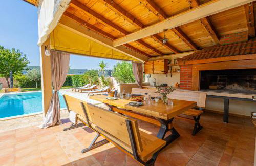 Villa Kalura - Foto 1