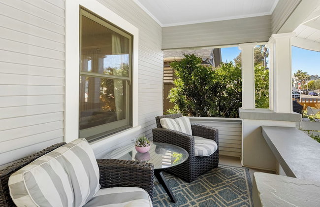 Luxe Backyard Oasis w/ Hot Tub Chic Design South Park Sanctuary - Foto 113