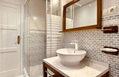 Quiet and Cozy Downtown Apartment - Foto 7