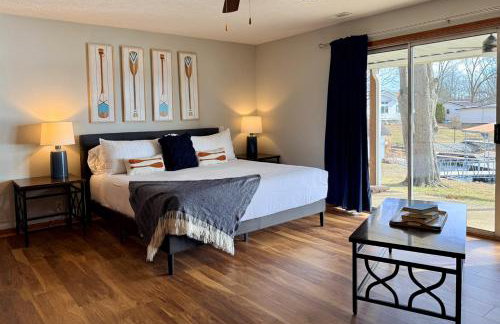 Waterfront 3BR Loft w Dock on Lake of Egypt - Foto 23