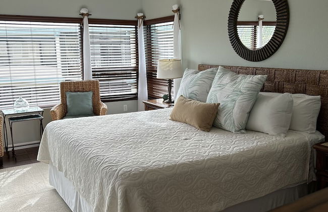 This Condo Is Located In One Of Islamorada's Most Prestigious Condo Complexes. 2 Bedroom Condo by RedAwning - Photo 6