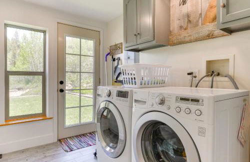 Salt River Access Mtn-View Star Valley Cabin! - Foto 25