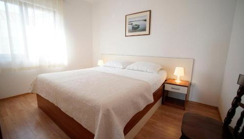 Apartments Ivos - Photo 3