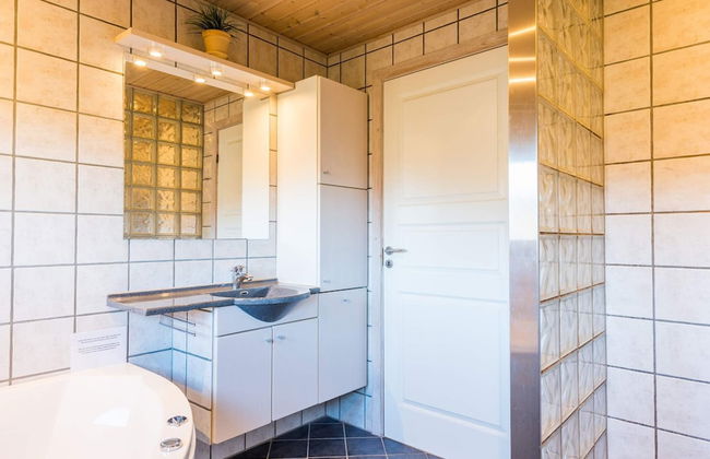 6 Person Holiday Home in Henne - Foto 9