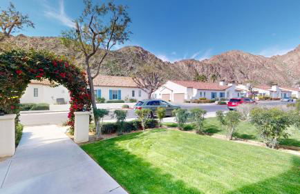 LV022 Centrally Located Downstairs LV Studio - Foto 1