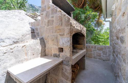 Villa KING with private pool with hydromassage, 4 bedrooms, 3km from sea and town Omiš - Foto 40
