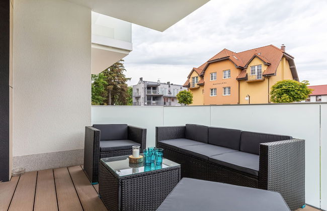 Sunny Rewal Apartments by Renters - Foto 28