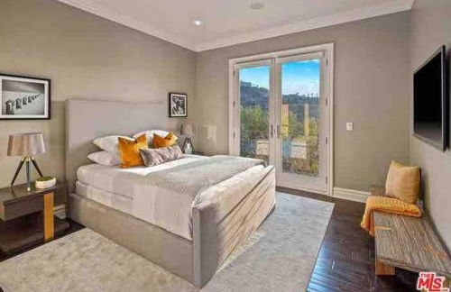 Mansion in the hills near Universal Studios! - Foto 19