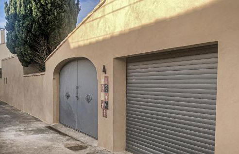 2 Bedroom Beautiful Home In Bellegarde - Foto 12