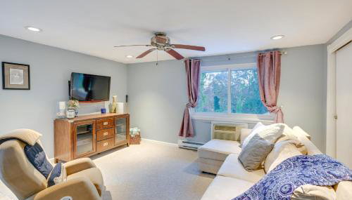 Cozy Dix Hills Apt with Deck about 7 Mi to Beach! - Foto 5