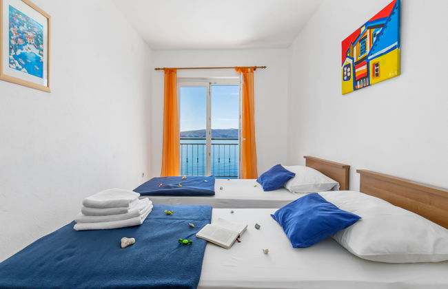 2 bedroom Apartment in Senj with swimming pool and garden - Photo 4