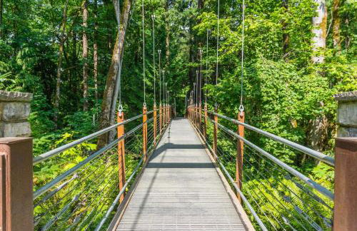 Modern Microsoft Redmond Campus Condo with Balcony - Foto 26