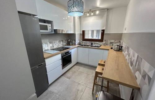 Splendid 92m2 Renovated, 4 Rooms - Foto 2