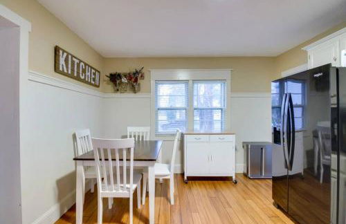 Pet-Friendly Cottage in DWTN Brainerd - Foto 15