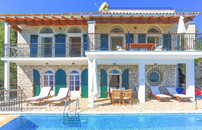 House On The Rocks in Nisaki - Photo 35