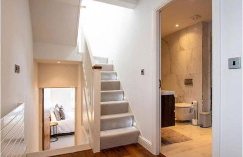 Deganwy Tower Apartment - Photo 10