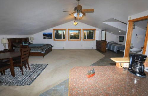 Denali King Suite with Amazing Views - Photo 7