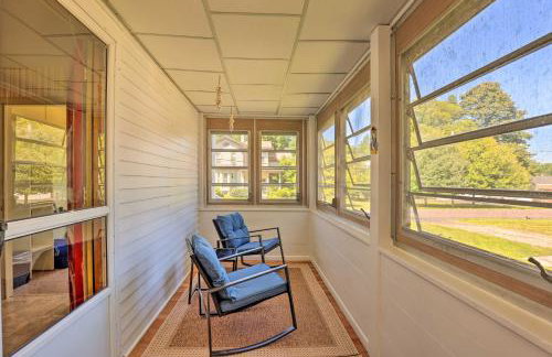 Walk to Beach, Marina and Town! Lake Ontario Getaway - Foto 25