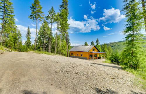 Modern Lakeside Cabin with Mountain Views and Hot Tub! - Foto 27