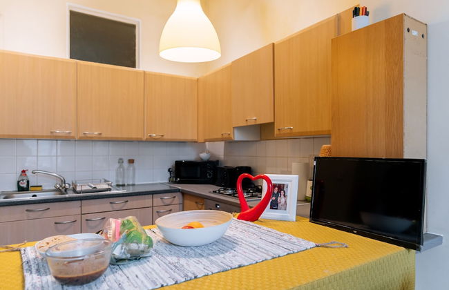 Spacious 4 Bedroom Apartment Near The Meadows/old Town - Foto 18