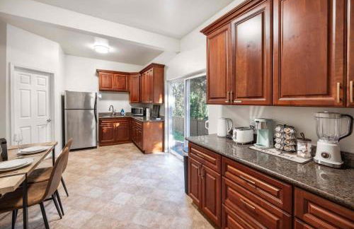 Renton Luxury & Spacious Daylight Basement The Landing - Foto 14