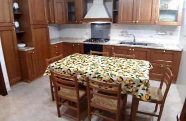 La casa nel borgo, in a cozy charming village, 15 min to Beach, Small pets welcome - Foto 12