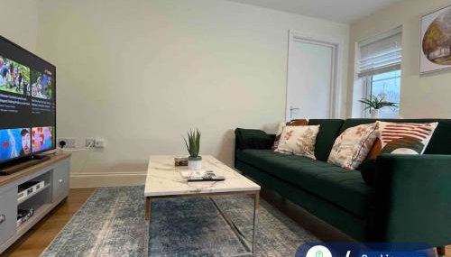 Modern 1 bedroom flat with free parking - Foto 5