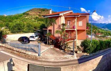 Villetta Fichera Monolocale - Foto 1