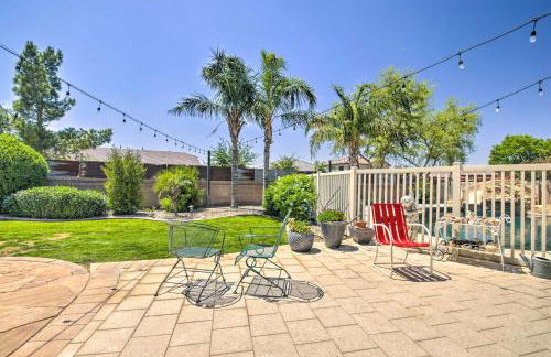 Pool Table, Yard and Grill Luxe Queen Creek Escape - Foto 32