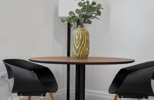 Cozy 1BR Near Zoo, UC, OTR, Downtown - Foto 14