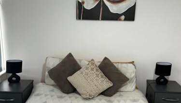 2 Bedroom Flat Ground Floor in Town Center Wellingborough - Foto 3