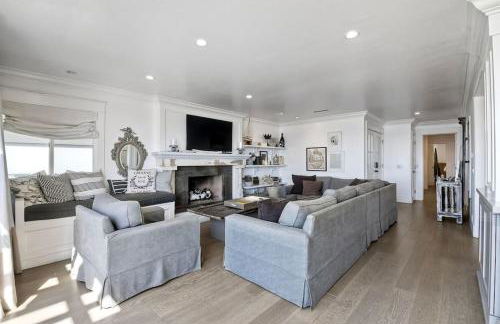 Luxury Ocean Views & Steps To The Sand - Tower 36 Upper Condo Unit - Photo 19