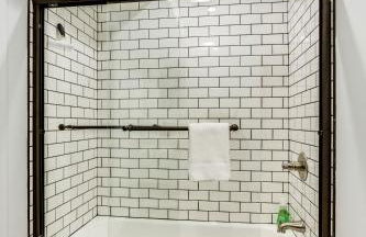 Converted Store Front Home Lets You Live Like a Local in the Heart of it All! condo - Foto 29