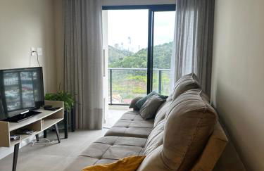 Praia Brava com Vista Mar Apt 2 Quartos Perto de BC - Foto 11