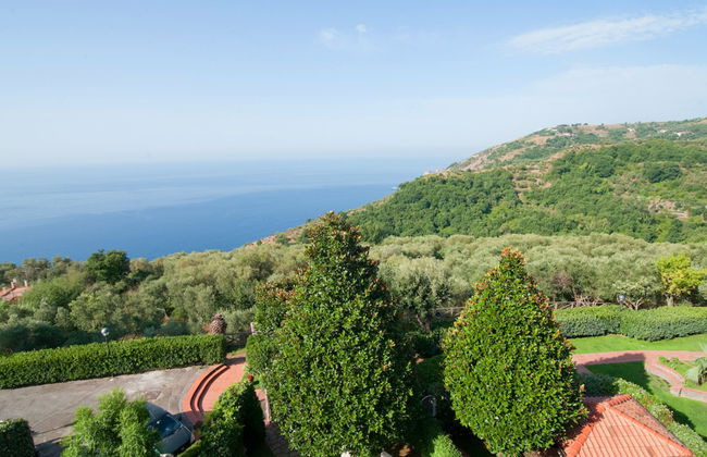 The Sail Boat - Foto 19