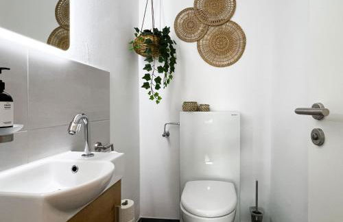 Panoramablick mit Schwimmbad und Sauna - Foto 15