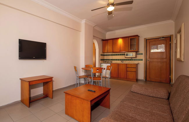 Aegean Princess Apart Hotel - Photo 7