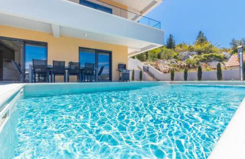 Luxury Villa Navis - Villa - Photo 35