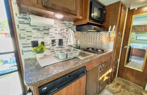 Camper close to beach with BBQ and Bicycles - Foto 19