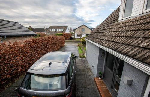 City home with parking and garden- pet friendly - Photo 79