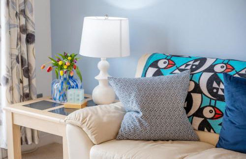 Coastal Escape with Balcony & River Dart Views - Foto 14