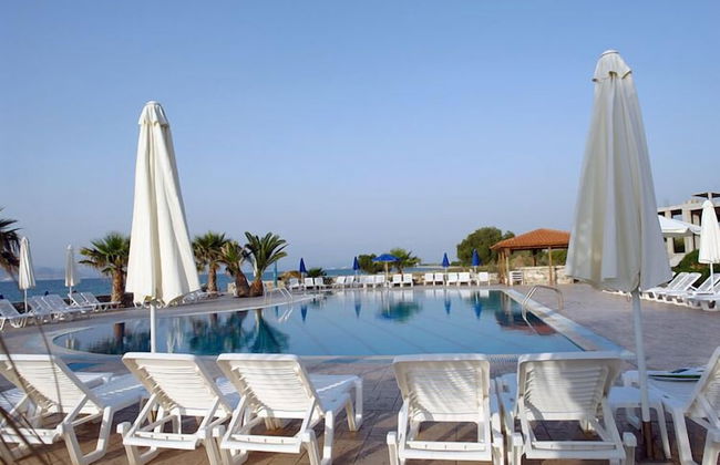 Irina Beach Hotel - Photo 60