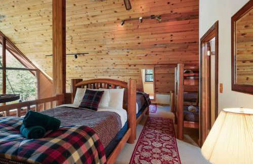 Beartooth Lodge with Hot Tub and Stuart Falls Views - Foto 30