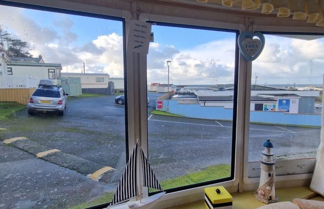 Lovley Sea Viev 2 Bedroom Caravan in Clarach Bay - Foto 8
