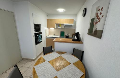 Appartement calme avec balcon, à 4km du centre, Parking, WI-FI, Netflix gratuit - Foto 5