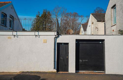 Private and Spacious 2 Bedroom House - Free Parking! - Foto 22