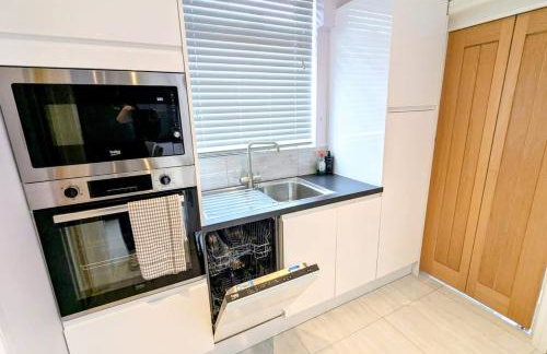 Recently renovated 4 bed home - Foto 5