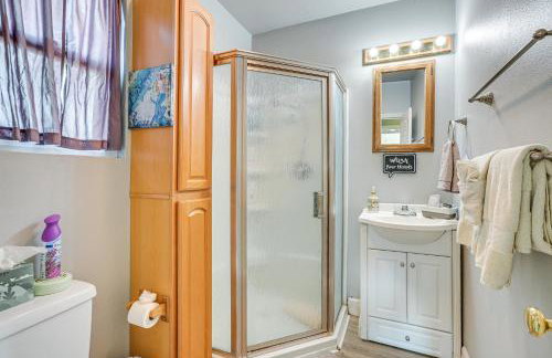 2 Mi to Dtwn Atascadero! Cozy Cottage with Yard - Foto 15